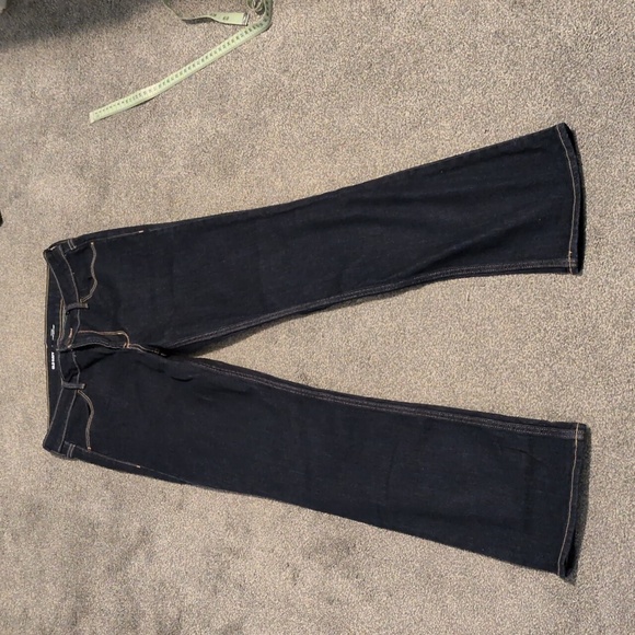 Old Navy Mid Rise WOW Bootcut Jeans Size 8 - Picture 2 of 5